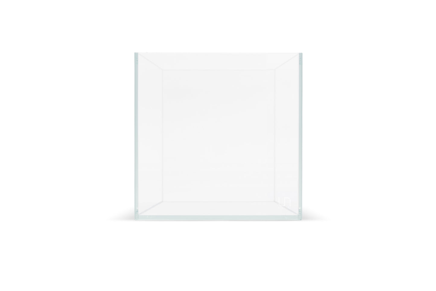 UNS Aquarium 30C (30x30x30cm)